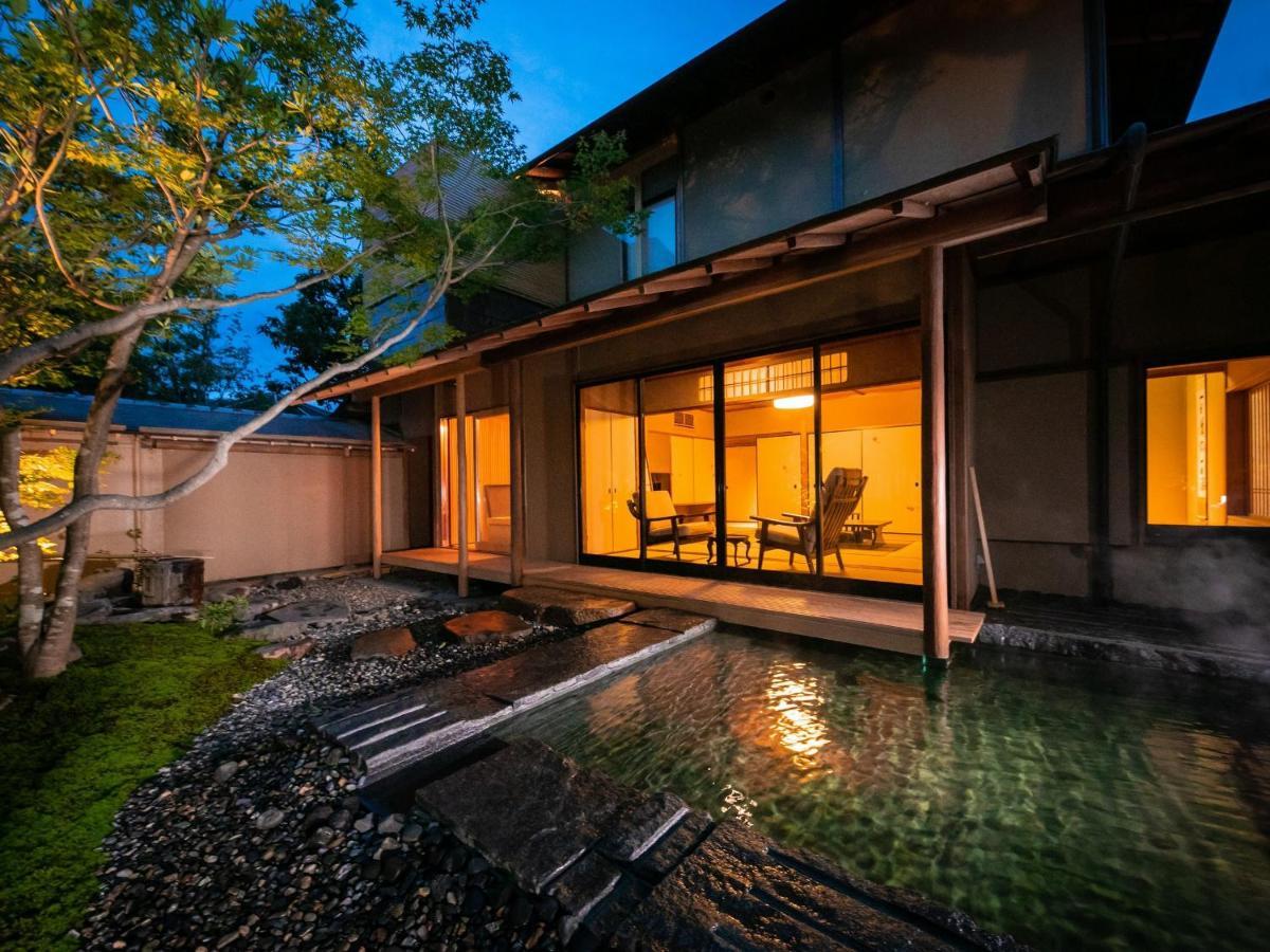 Yakakutei Hotel Киришима Екстериор снимка