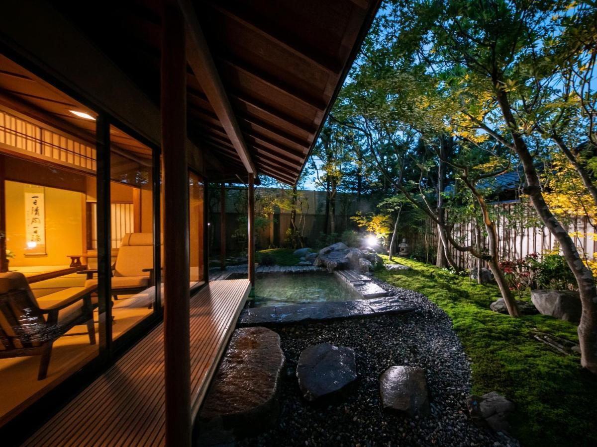 Yakakutei Hotel Киришима Екстериор снимка