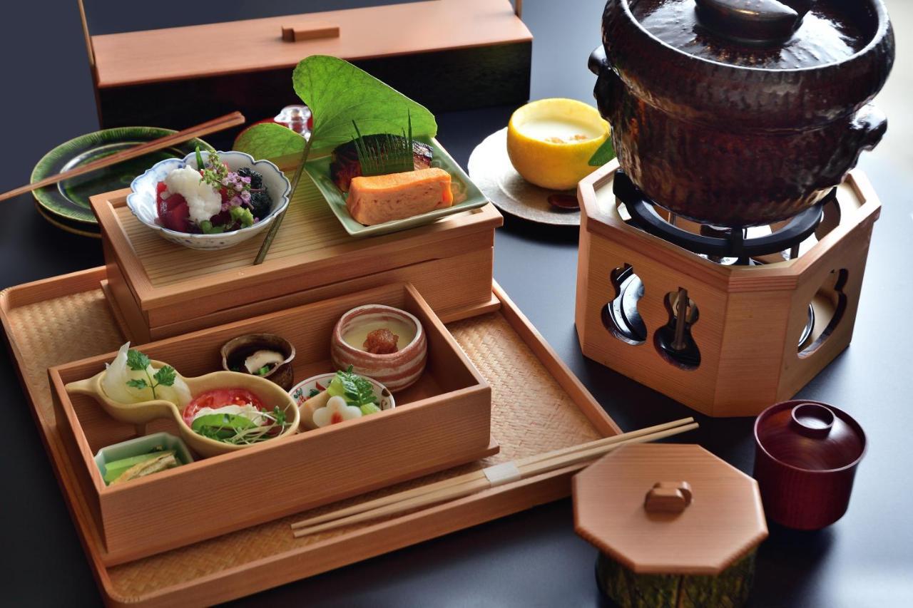 Yakakutei Hotel Киришима Екстериор снимка