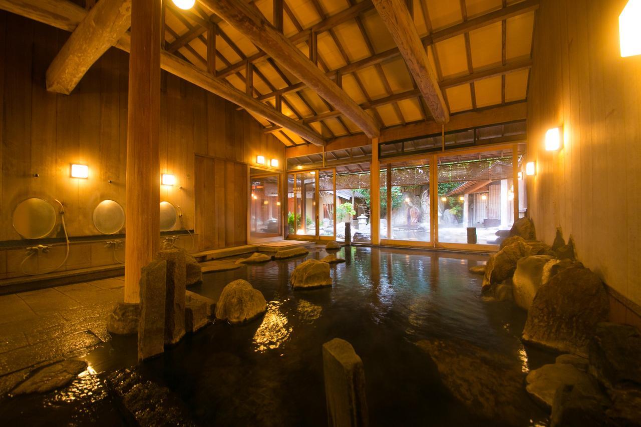 Yakakutei Hotel Киришима Екстериор снимка