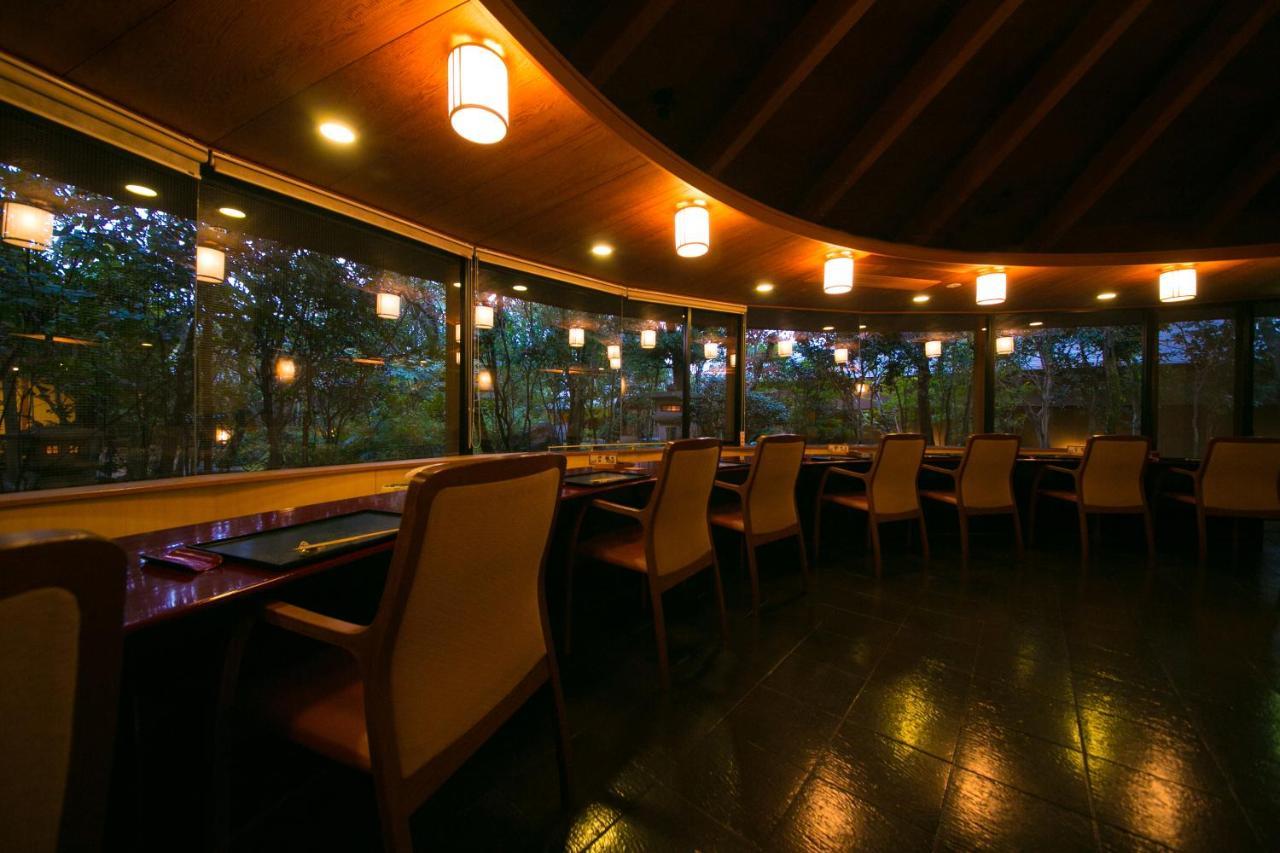 Yakakutei Hotel Киришима Екстериор снимка