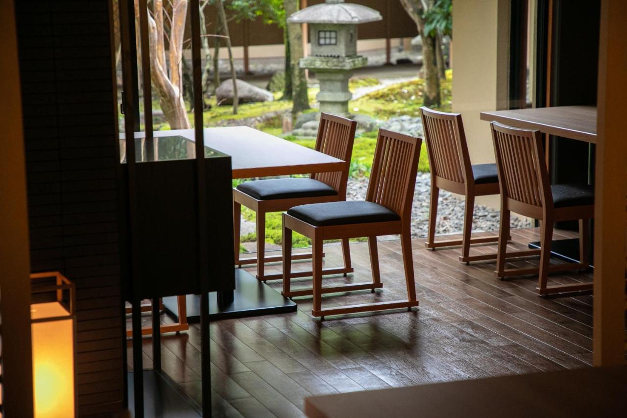 Yakakutei Hotel Киришима Екстериор снимка